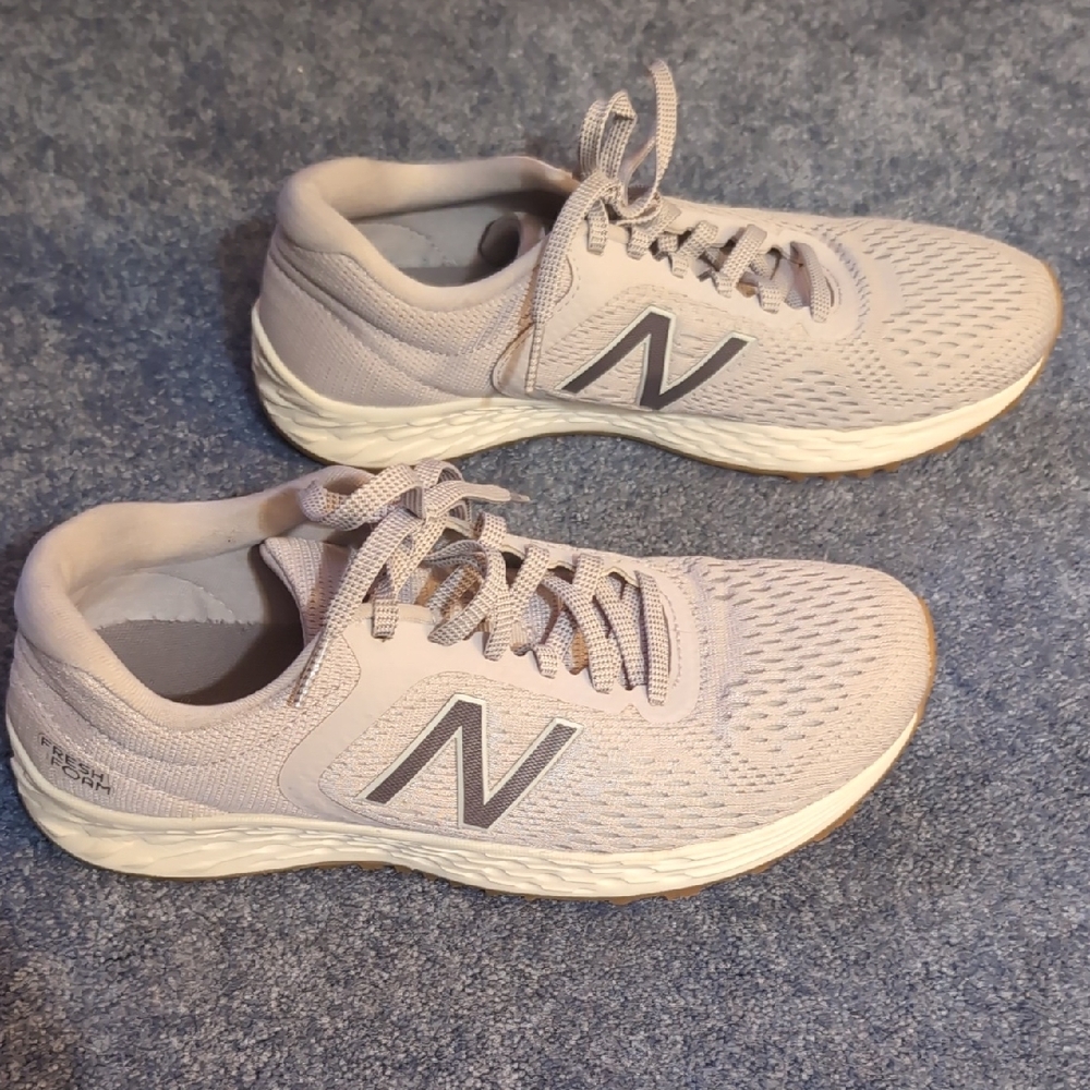 New Balance Women's Light Purple  Athletic Shoes/Sneakers